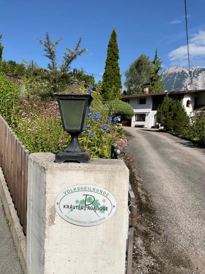 Komfortable Ferienwohnung mit herrlicher Aussicht Sautens Exterior foto
