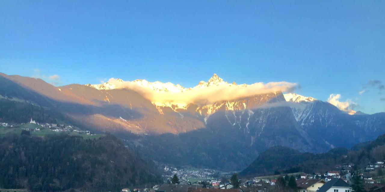 Komfortable Ferienwohnung mit herrlicher Aussicht Sautens Exterior foto