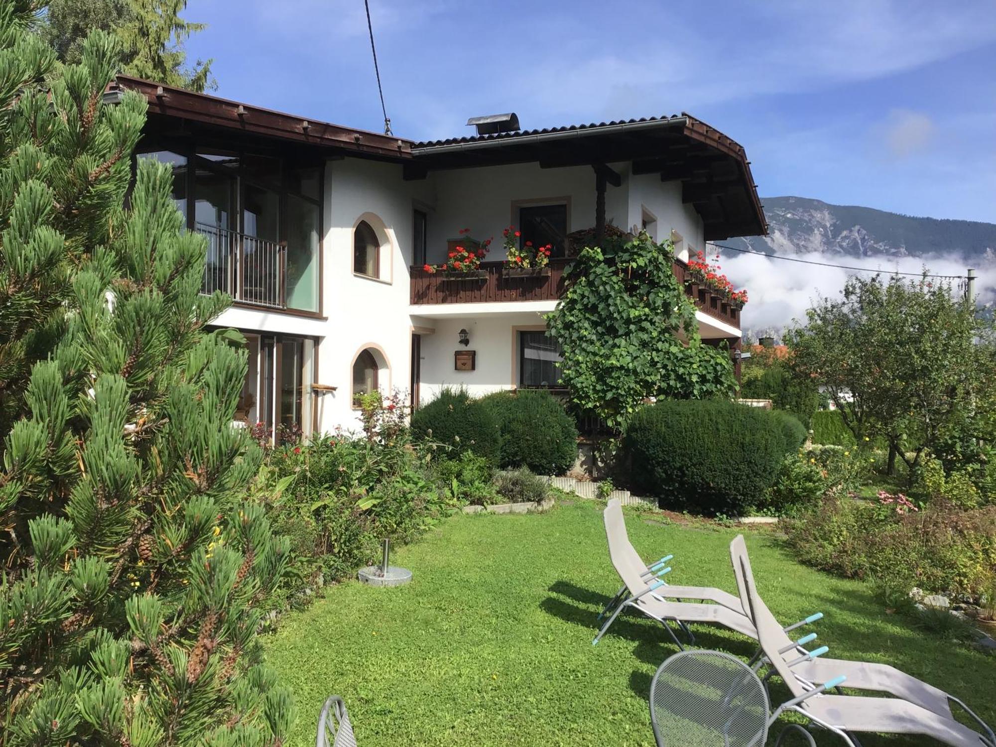 Komfortable Ferienwohnung mit herrlicher Aussicht Sautens Exterior foto
